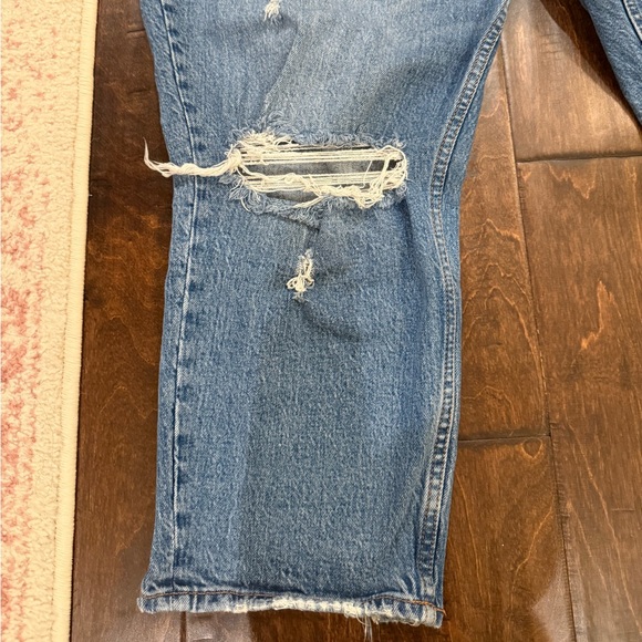 Abercrombie & Fitch The Mom High Rise Curve Love Distressed Jeans size 22 Short - Picture 5 of 11